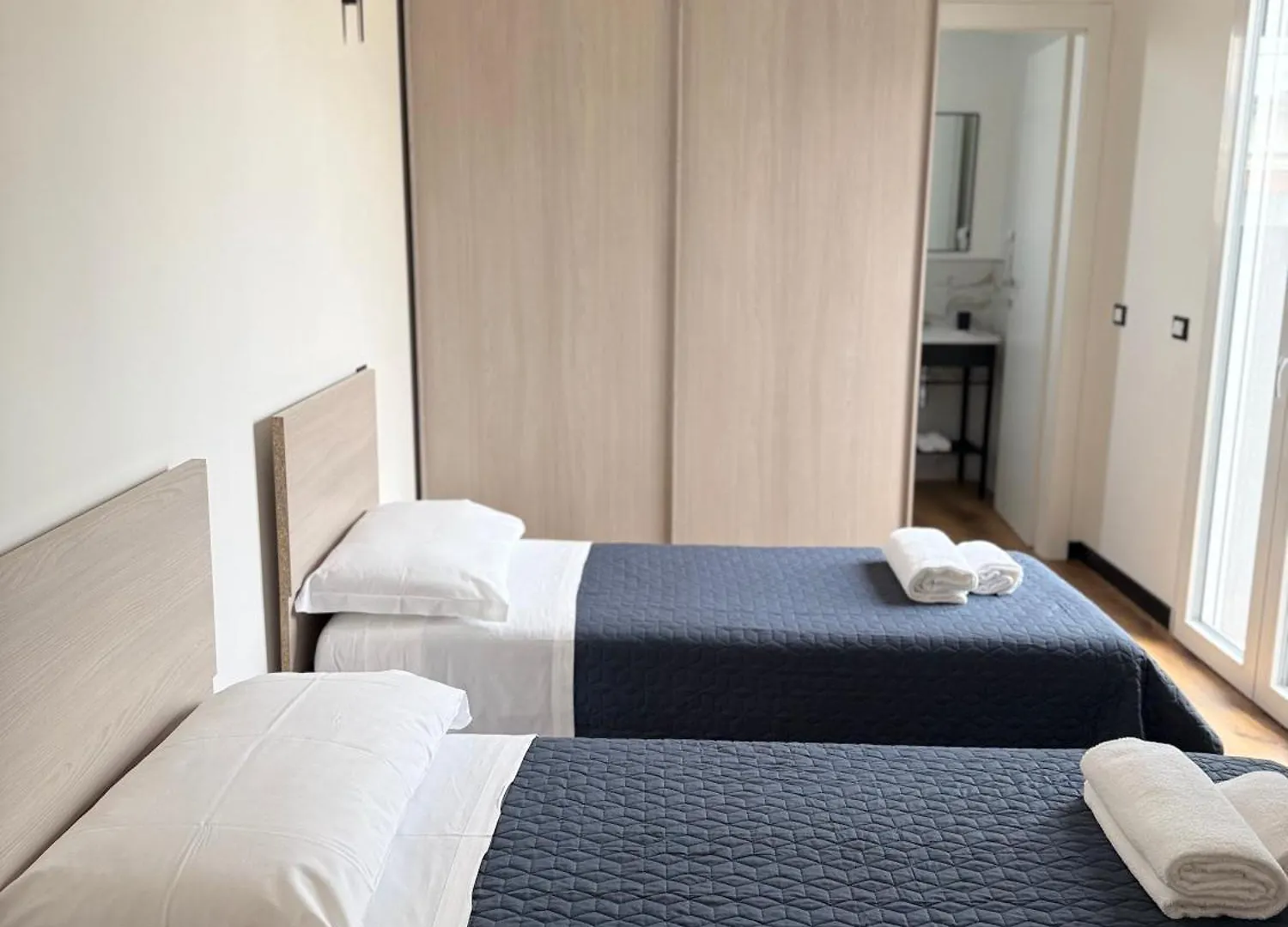 Infinity House - Eleganza Moderna Tra Treviso E Venezia Hotel Casier Guest house